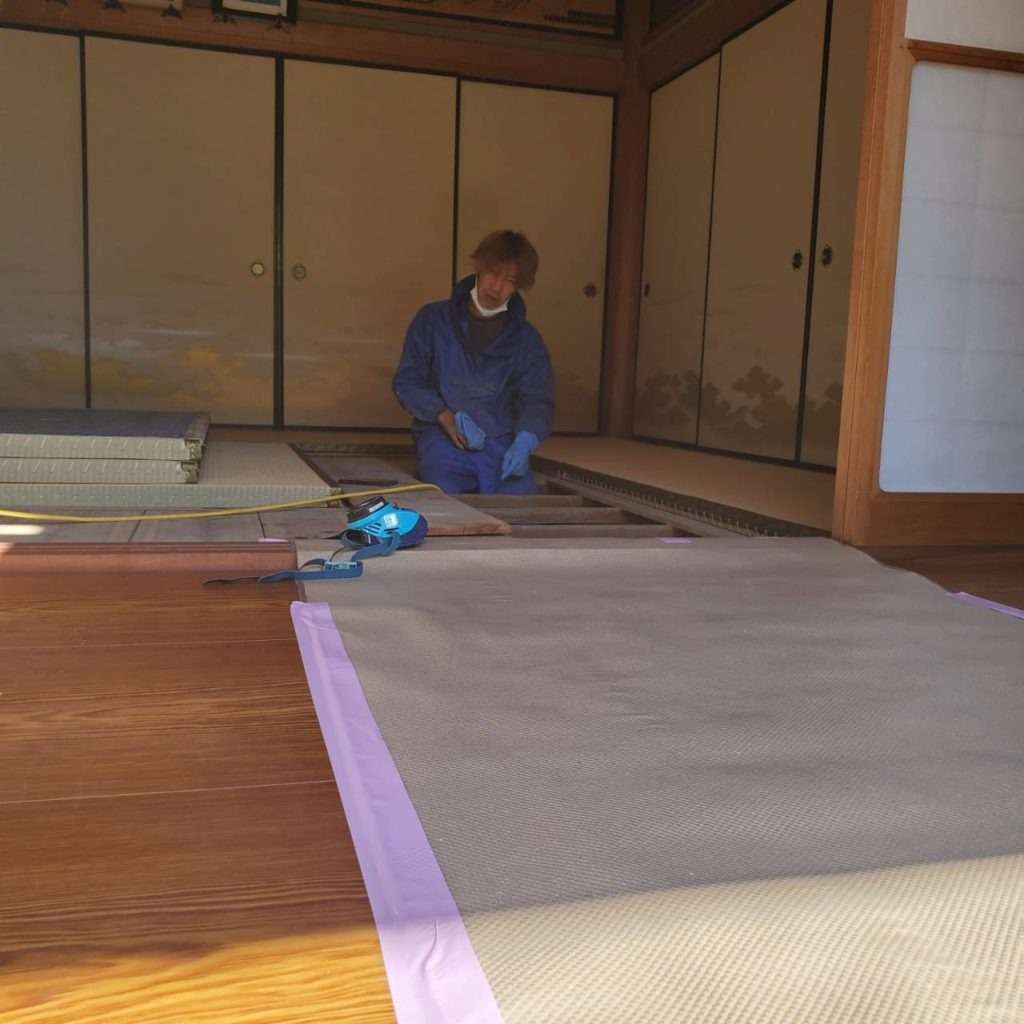 長野県松本市　築40年の住宅の床下のカビ対策