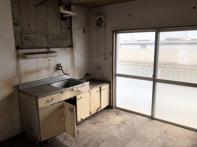 カビ臭い部屋を根本から蘇らせる最強の対策方法!