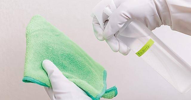 【要注意】カビに手指消毒用エタノールは効く？効かない？専門業者が教える正しいカビ対策とは