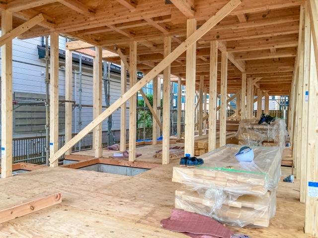 建築中や引き渡し後すぐの漏水でカビ発生!? 早期対応で健康な住環境を守る方法