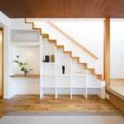 階段下収納のカビ問題を徹底解説｜見えない湿気と換気不足が招く危険と正しい対策方法