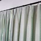 カーテンレールの上に潜むカビの原因とは？見落としがちな「湿気＋ホコリ」の危険ゾーンと正しい対策方法