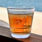 猛暑とエアコンで起こる夏型結露（逆転結露）とは？湿度80％・5℃低下でわかる壁の中の結露リスクとカビ対策の基本