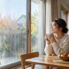 朝晩の寒暖差で窓・壁が結露｜秋から始めるカビ予防