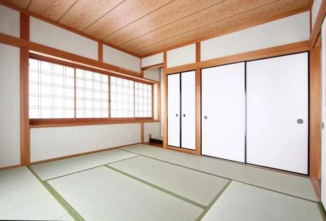 押入れのカビ取りと二度と再発しないための対策【カビ取りのプロ直伝】
